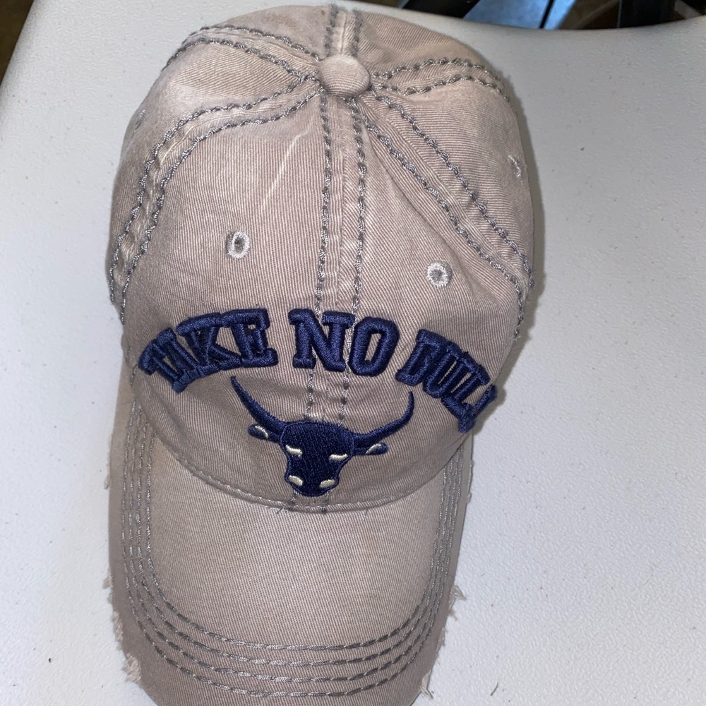 adjustable hat